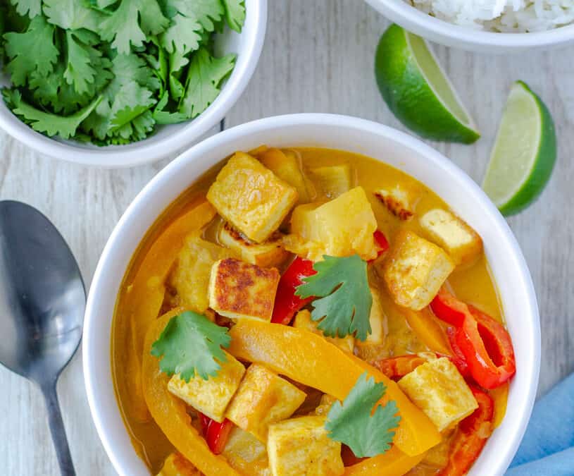 Easy Vegan Pineapple Tofu Curry