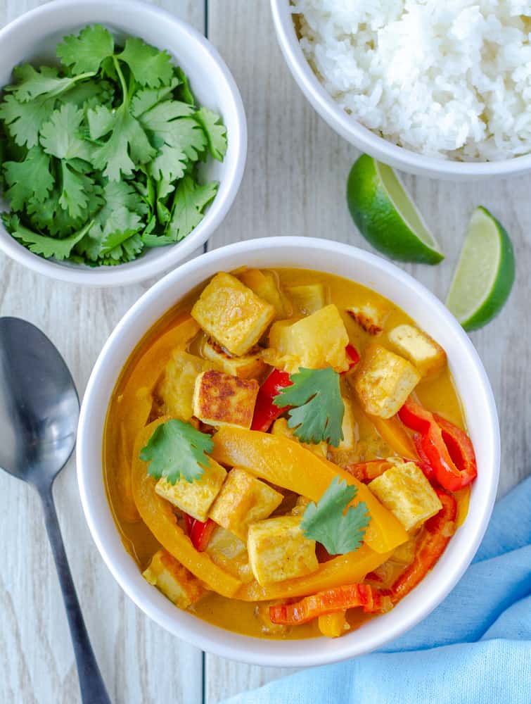 Easy Vegan Pineapple Tofu Curry. Photograph by Happycowandme.com