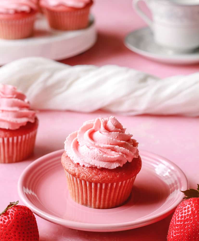Vegan Strawberry Cupcakes with Strawberry Buttercream