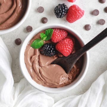 healthy chocolate mousse with collagen