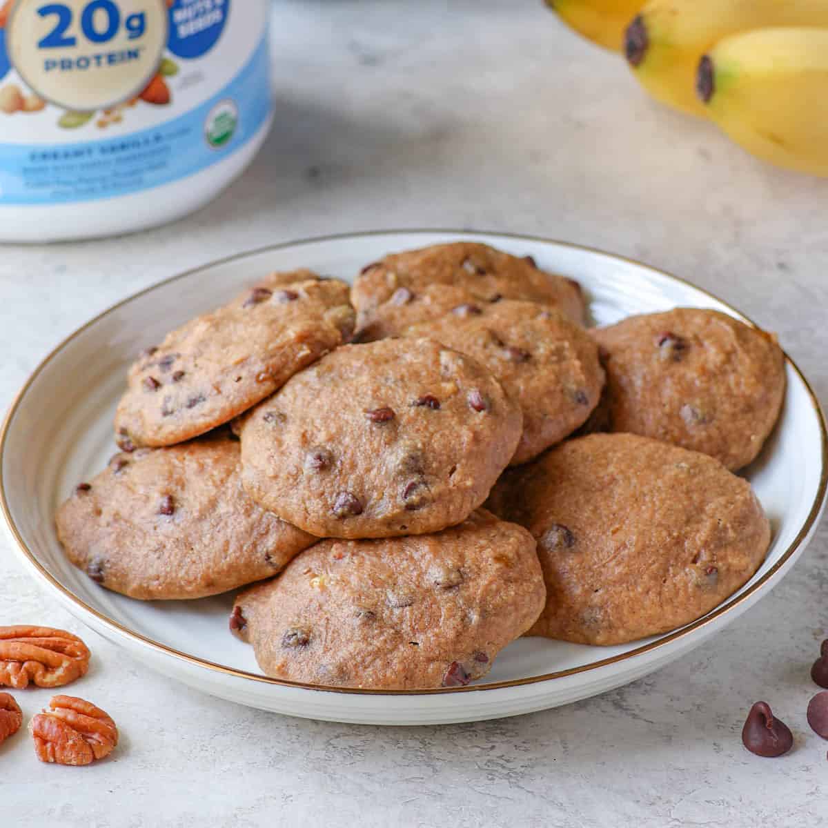 Banana protein cookies with chocolate chips
